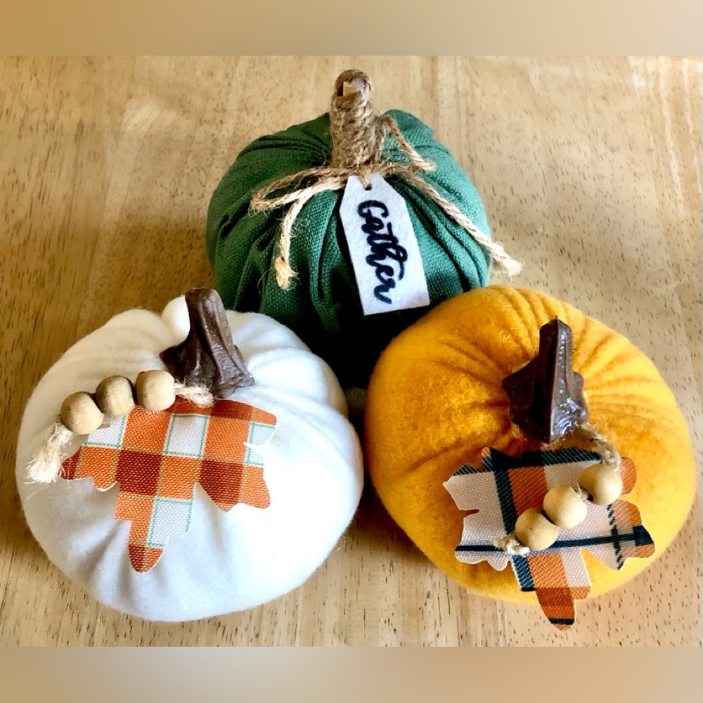 Gather Rustic Farmhouse Green Orange Wht Plaid Leaf Twine Accent Pumpkin Bundle